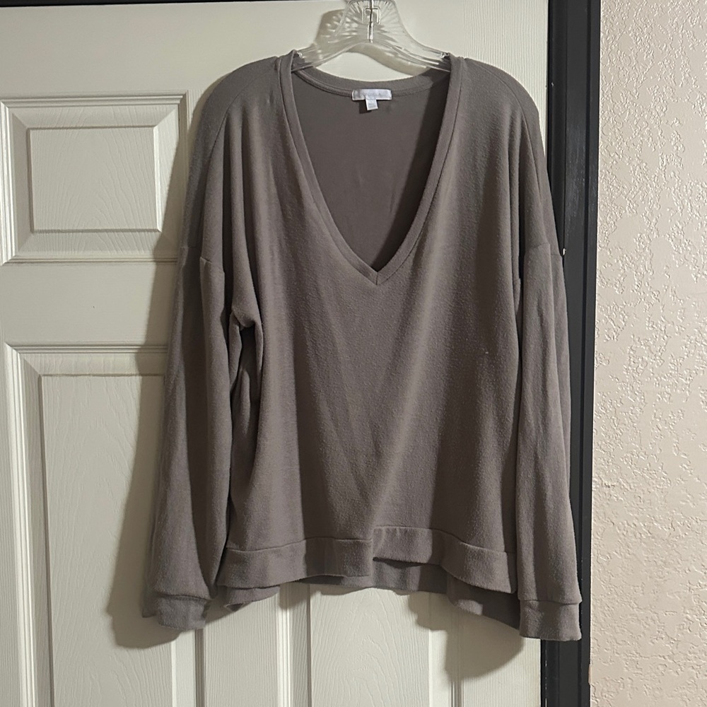 Beyond Yoga Deep V-Neck Gray Top